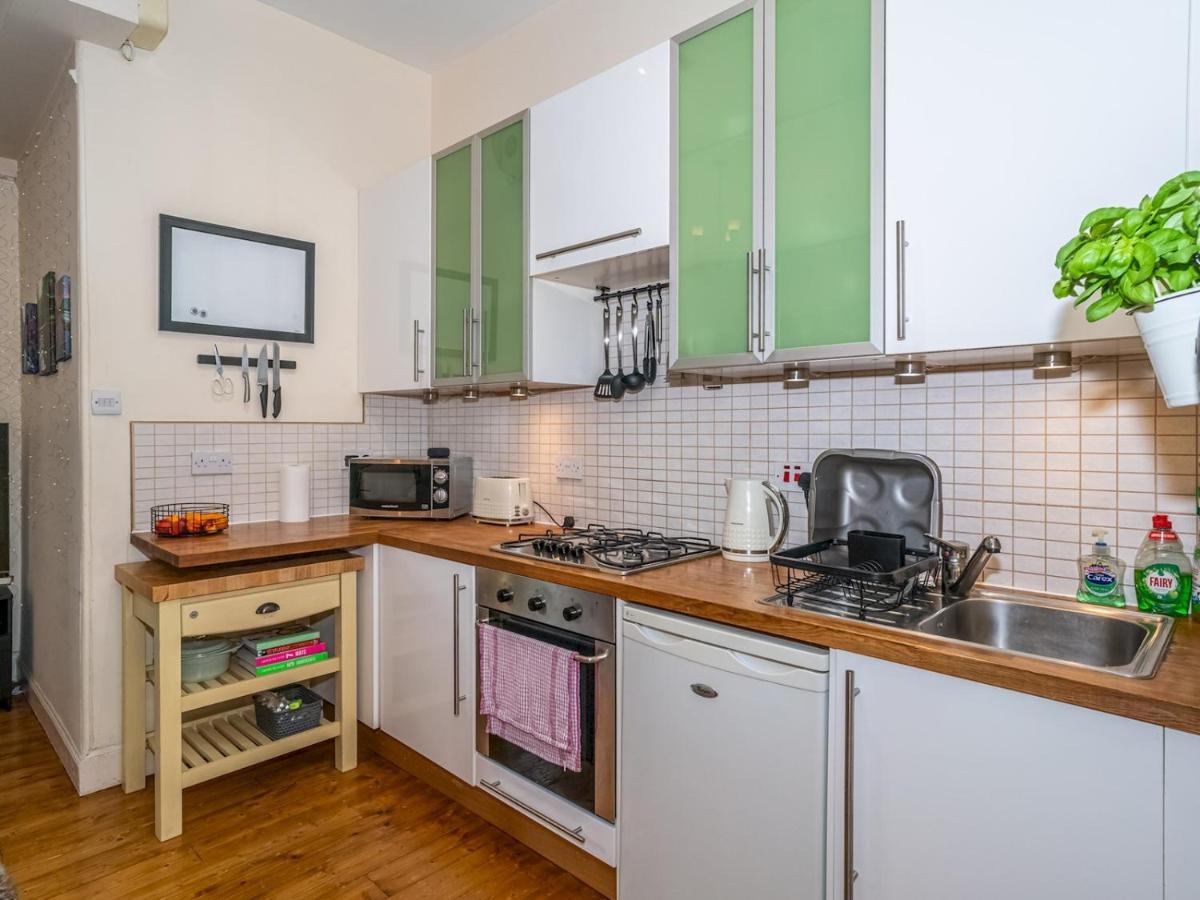 Pass The Keys Superb 1 Bed Flat In Traditional Victorian Building Édimbourg